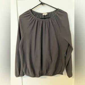 LOFT Gray Pleated Long Sleeve Blouse